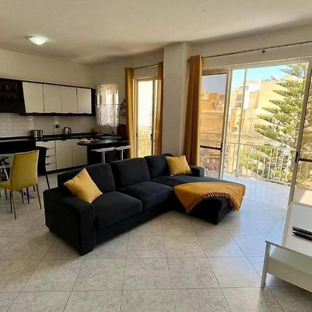 Sea View And Valley View Flat In Marsalforn Apartment Exterior foto